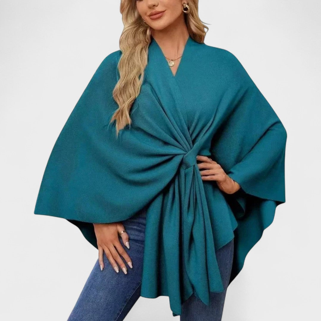 Beatriz | Chic and Elegant Poncho