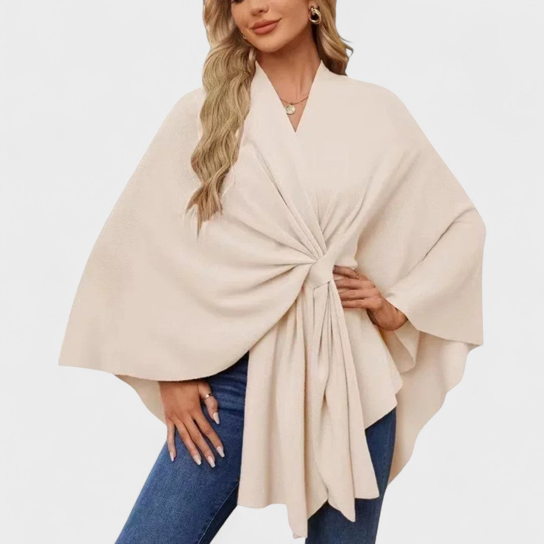 Beatriz | Chic and Elegant Poncho